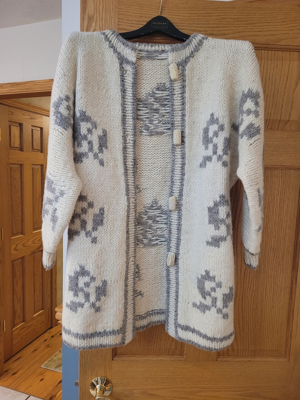 Sirogojno Style Hand-Knitted Cream and Gray Floral Knit Toggle Cardigan Sweater